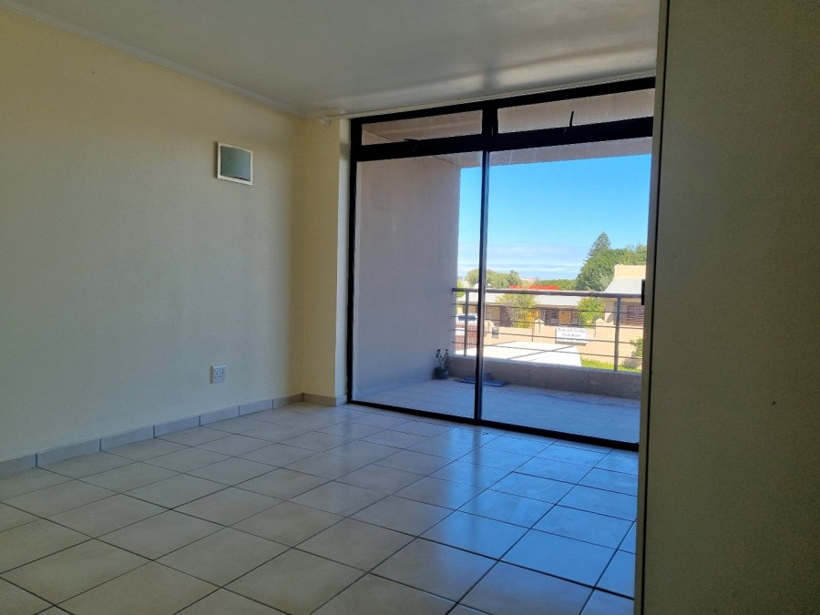 2 Bedroom Property for Sale in Gansbaai Central Western Cape
